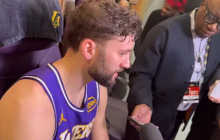 开云体育官网登入-克勒贝尔：我能做的是一直支持队友，这使我精神上保持专注