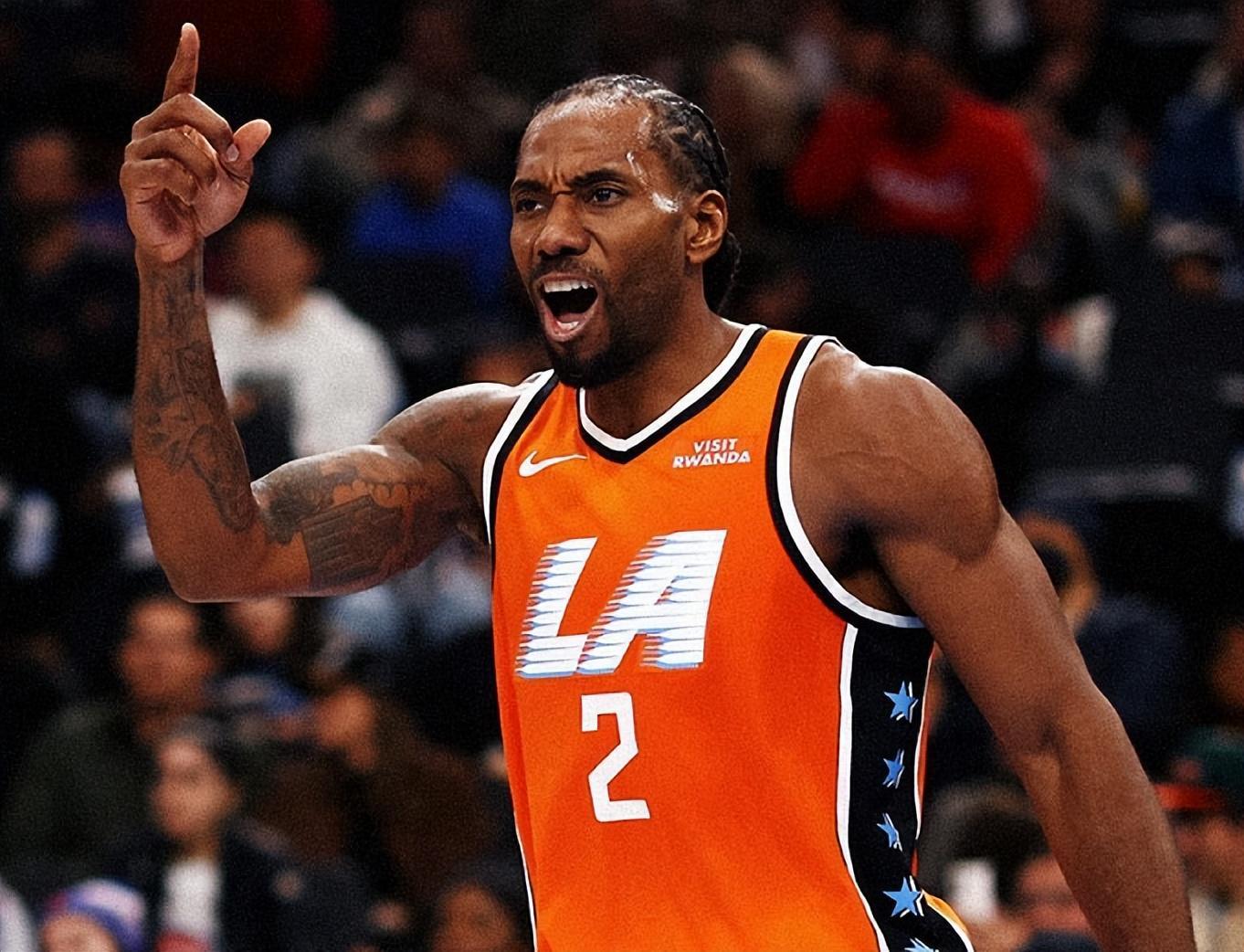 开云体育官网登入-库里轰26+7+4仍无缘今日最佳！对不起，你碰到创纪录的小卡了