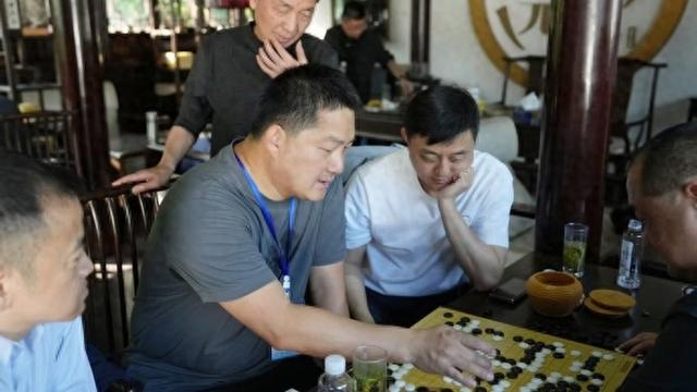 开云体育在线-同里杯决赛战成1比1,一场精彩对局引来了哪两位天元赛故友|围甲|刘世振|常昊|王星昊|上海_新浪体育_新浪新闻